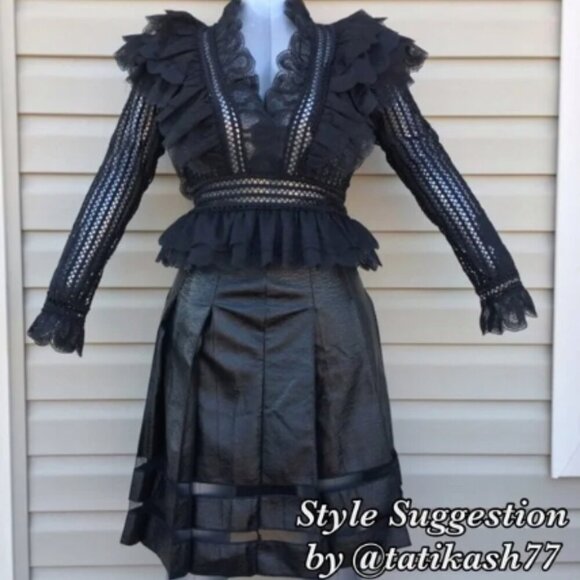 NWT! Stunning Faux Leather Pleated Skirt with Mesh Inserts. - Picture 7 of 7